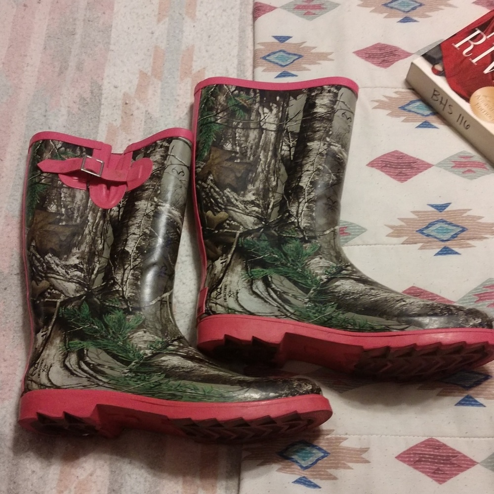 Rain boots